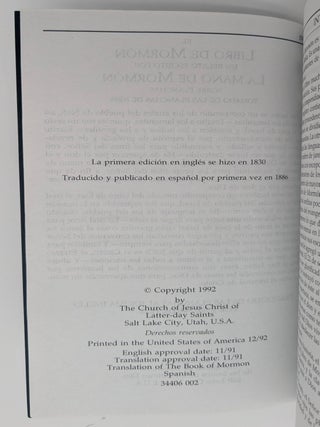 El Libro de Mormón: Otro Testamento de Jesucristo (2 books- corrected copy plus the one with mis-print on p. 626)