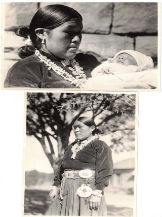 Navajos. 28 Photographs of Daily Life